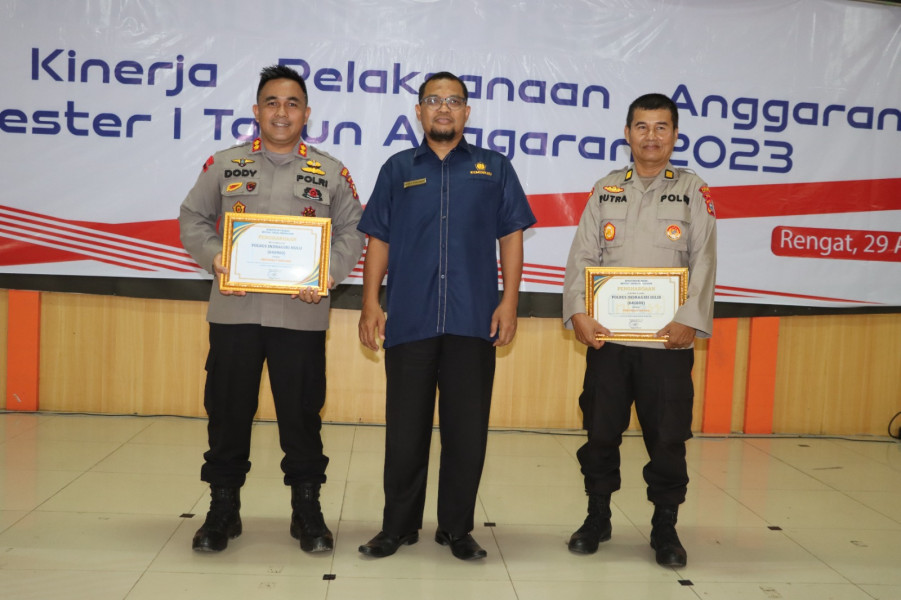 Polres Inhu Terima 3 Penghargaan Terbaik Pertama dari KPPN Rengat