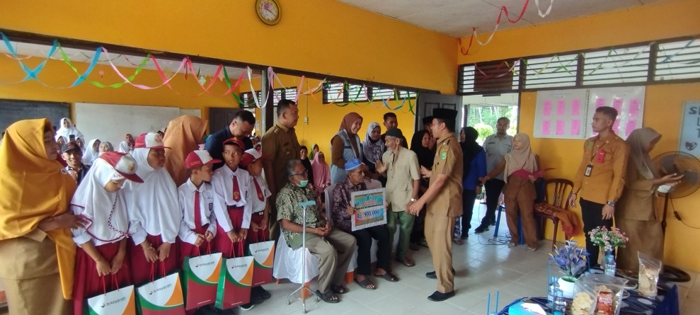 Bupati Inhu, Sapa Masyarakat Desa Danau Tiga