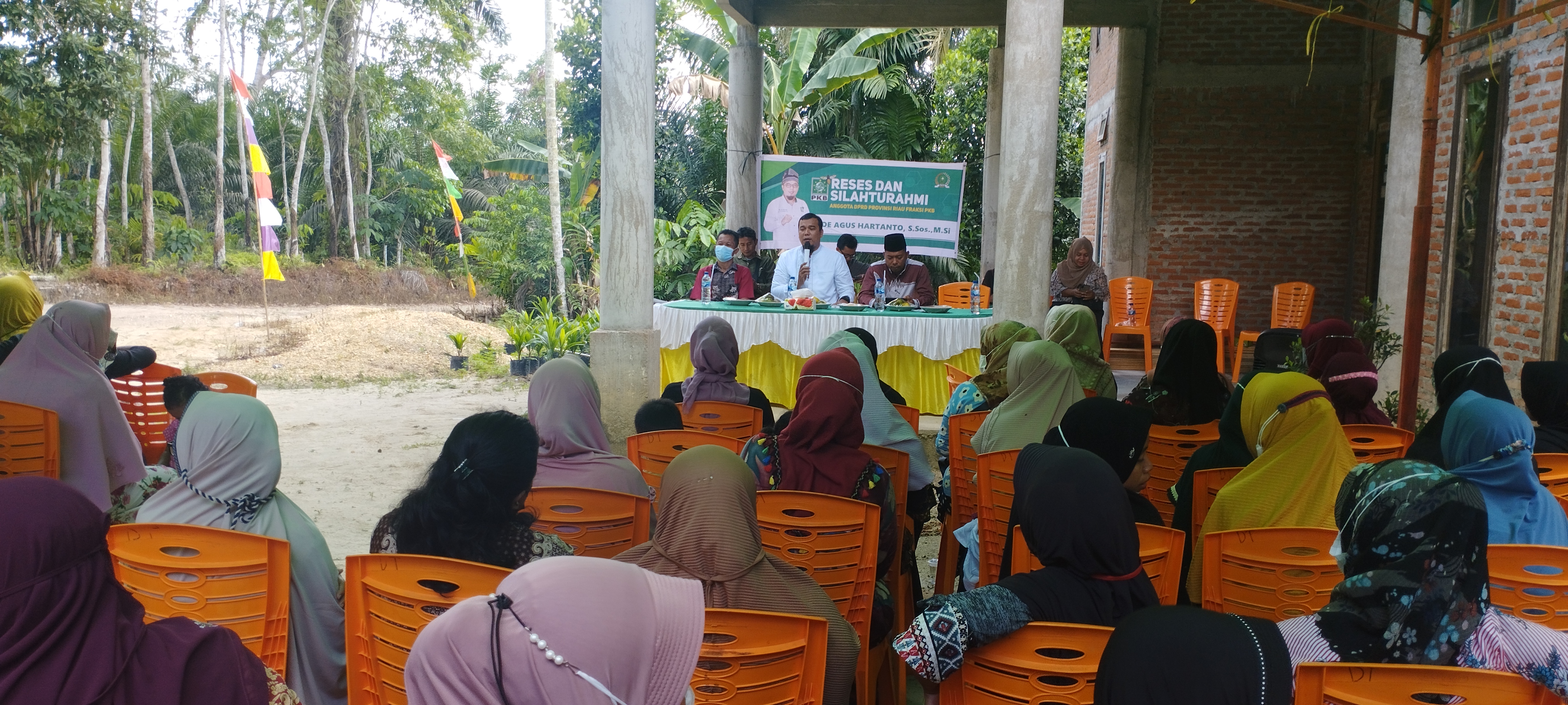 Ade Agus Hartanto Menggelar Reses di Desa Danau Tiga, Tampung Aspirasi Masyarakar